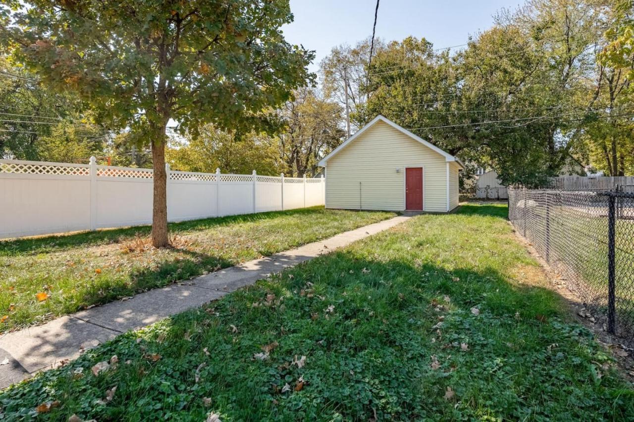 Cozy Home Near Downtown Indy Indianapolis Exterior photo